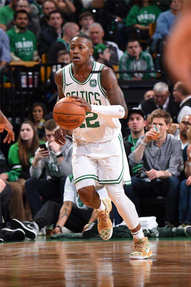 仅让利雅得 仅让利雅得