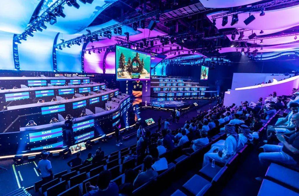 与时俱进的 与时俱进的