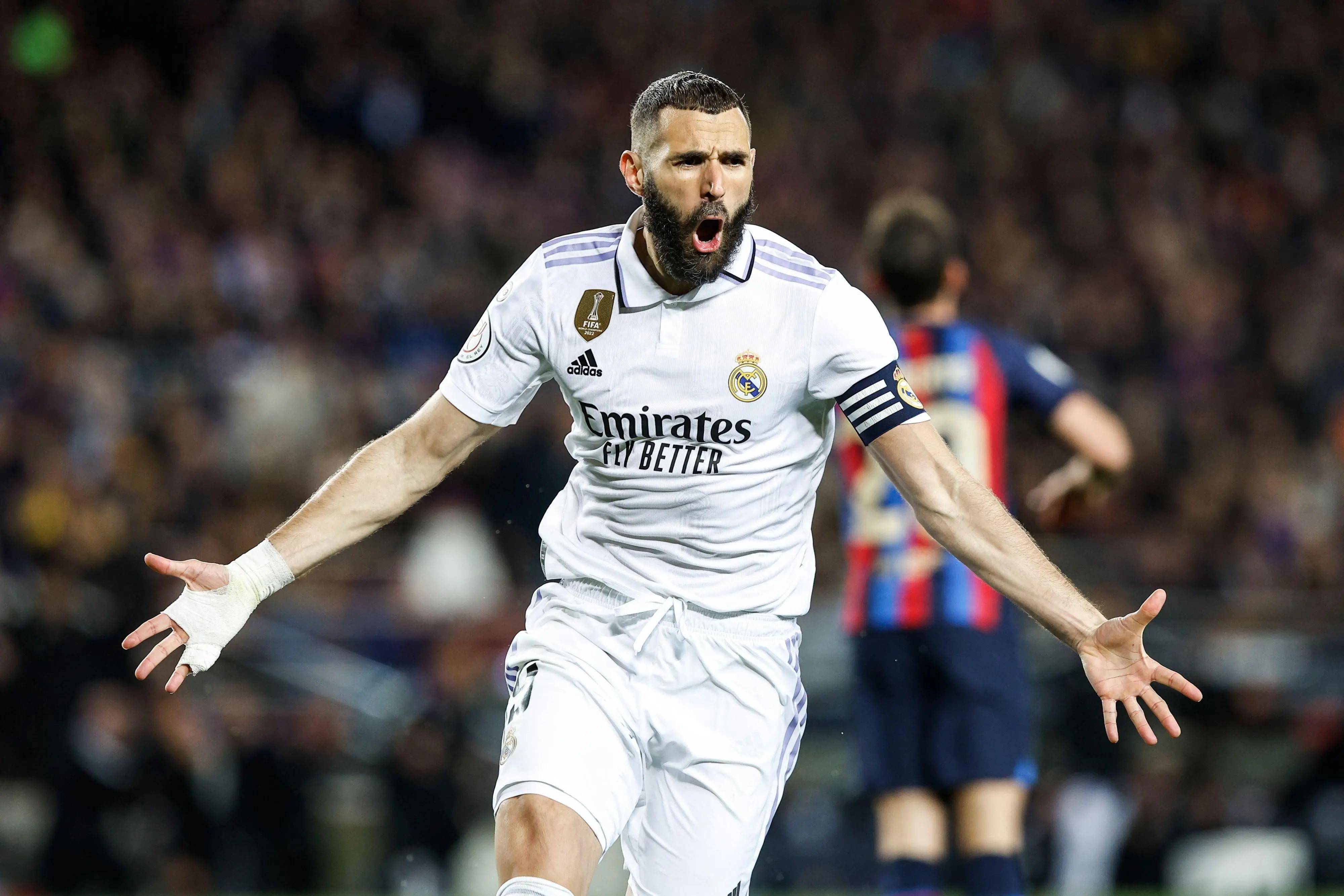 战里击败巨 战里击败巨